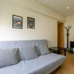 Rent 2 bedroom apartment of 58 m² in lisbon