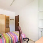 Rent a room of 78 m² in granada