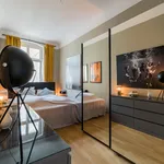 Rent 4 bedroom apartment of 80 m² in Berlin