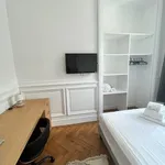 Rent 2 bedroom apartment of 90 m² in Lyon