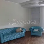 Affitto 3 camera appartamento di 115 m² in Brindisi