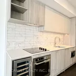 Rent 4 bedroom apartment of 46 m² in Toronto