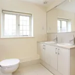 Rent 6 bedroom house in South East England