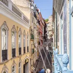 Rent 2 bedroom apartment of 130 m² in lisbon