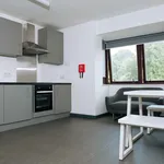 Rent 10 bedroom flat in Leeds