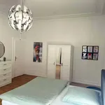 Rent a room of 70 m² in Frankfurt am Main