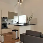 Rent 3 bedroom flat in Brighton