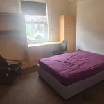 Rent 5 bedroom house in Leeds