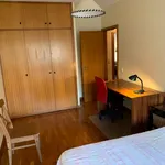 Rent 2 bedroom apartment in Porto