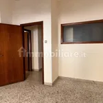 Rent 5 bedroom apartment of 130 m² in Messina