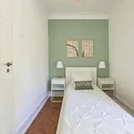 Rent a room in lisbon