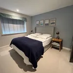 Rent 4 bedroom house in Newquay