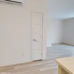 Appartement de 893 m² avec 4 chambre(s) en location à Gatineau