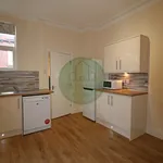 Rent 4 bedroom house in Leeds