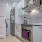 Rent 3 bedroom apartment of 80 m² in madrid