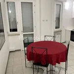 3-room flat excellent condition, fourth floor, Piscina, Legnano