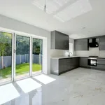 Rent 4 bedroom house in East Midlands