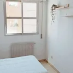 Rent a room of 80 m² in madrid