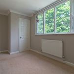 Rent 1 bedroom flat in Hart