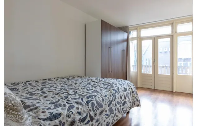 Huur 2 slaapkamer appartement van 55 m² in Frederik Hendrikbuurt