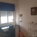 Rent a room of 90 m² in jaen