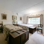 Rent 4 bedroom house in Cotswold District