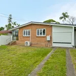 Rent 3 bedroom house in  Woodridge QLD 4114                        