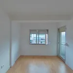 Rent 3 bedroom apartment of 69 m² in Madrid