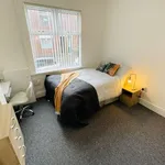 Rent 4 bedroom house in Stoke-on-Trent