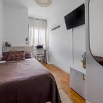 Rent a room of 125 m² in madrid