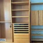 Affitto 3 camera appartamento di 66 m² in Milan