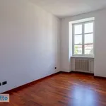 Rent 6 bedroom apartment of 300 m² in Turin