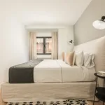 Rent 1 bedroom apartment of 45 m² in Madrid