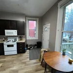 Rent 2 bedroom apartment in Allegheny-East