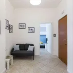 Rent a room of 75 m² in milan