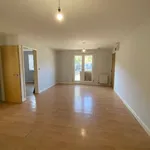 Rent 2 bedroom flat in Wales