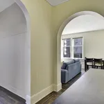 Appartement de 807 m² avec 3 chambre(s) en location à Vancouver