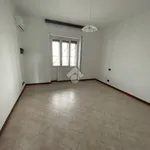 Affitto 3 camera appartamento di 109 m² in Brescia