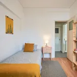 Rent 6 bedroom apartment in Lisbon