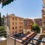 Rent 2 bedroom apartment of 90 m² in Bologna