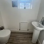 Rent 6 bedroom house in East Midlands