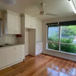 Rent 2 bedroom apartment in Mont Albert