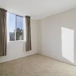 Rent 2 bedroom apartment in Chatswood