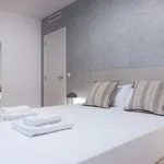 Rent 4 bedroom apartment of 130 m² in Valencia