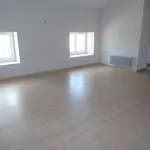 Appartement de 70 m² avec 3 chambre(s) en location à Aubenas