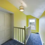 Rent 3 bedroom flat in Malvern Hills