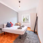 Rent 5 bedroom apartment of 13 m² in Lisbon