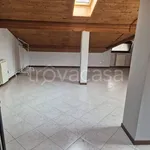 Affitto 3 camera appartamento di 132 m² in Gallarate