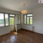 Pronajměte si 4 ložnic/e byt o rozloze 107 m² v Luhačovice