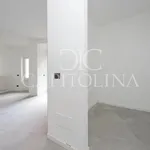 Affitto 1 camera appartamento di 65 m² in Roma